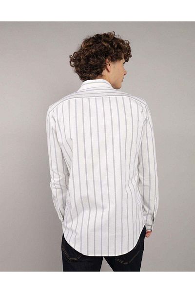 AMERICAN EAGLE AE Everyday Striped Oxford Button-Up Shirt