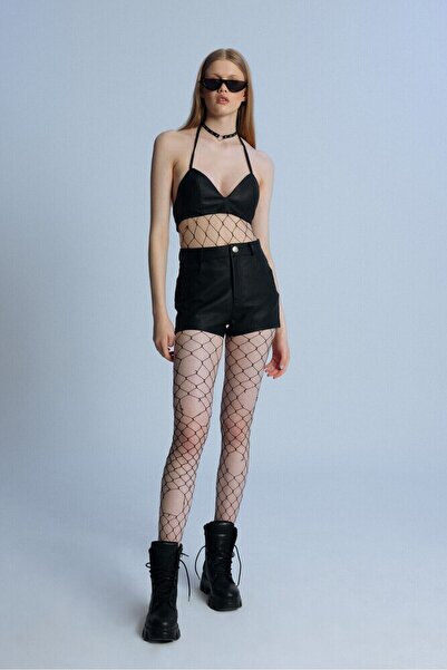 BERFUĞ KIRAN Siyah Deri Kısa Şort