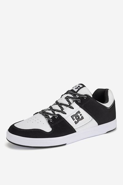 DC Shoes man sports shoes 5905588838432 White