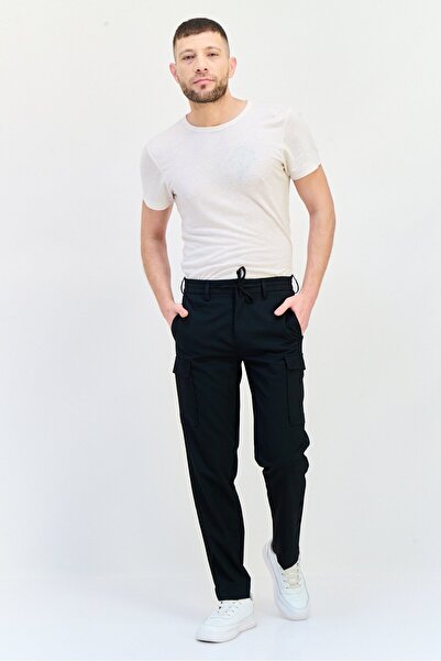 CELIO Men Regular Fit Solid Cargo Pants, Black