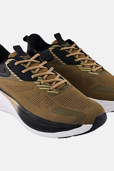 Tapout Men Brand Logo Lace Up Outdoor Shoes, Brown