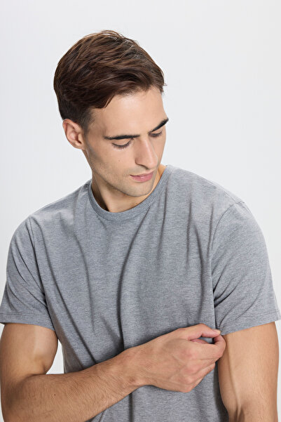 AC&Co / Altınyıldız Classics Βαμβακερό μπλουζάκι με λεπτή εφαρμογή με λεπτή εφαρμογή με λαιμόκοψη σκούρο γκρι μελανζέ