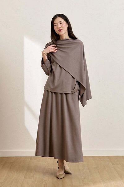 Ceylan Otantik Mink Skirt & Scarf Blouse Set