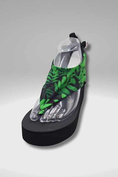 CATCHY Top-Changing Women's Sandals - Black Thick Sole Green Leaf Patterned with Laces