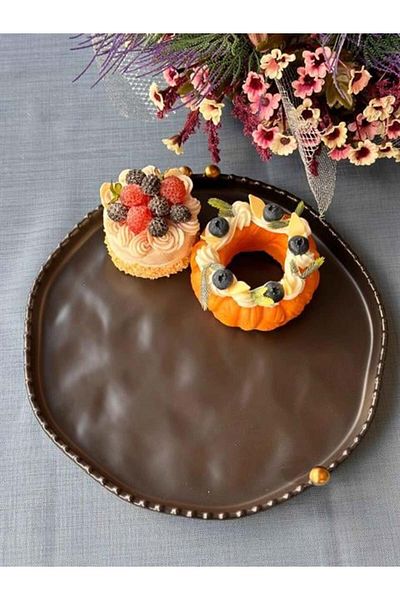 Mikasa Moor Round Serving Presentation Plate Black