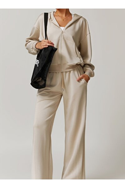 KAWN YOGA Womens Light Jacket.