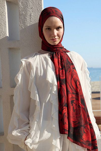 Qef Deluxe Summer Shawl Rose Claret Red