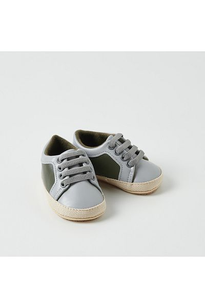 Juniors Textured Slip-On Booties