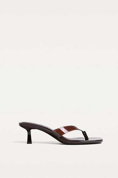 Stradivarius Vinyl sandals