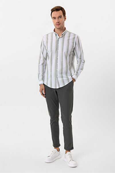 SÜVARİ Тънко прилепваща риза с квадратен яка