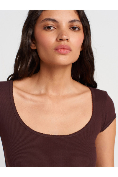 Dilvin 31807 Μπλουζάκι με λαιμόκοψη-Καφέ