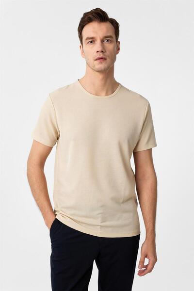 SÜVARİ Ecru slim fit armored bicycle collar t-shirt