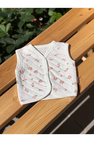 BETSY STUDIO Floral Quilted Baby Vest