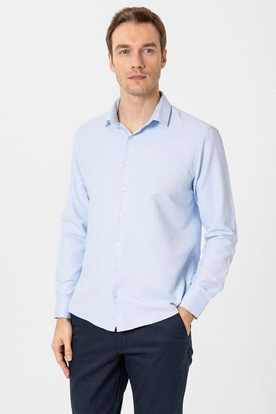 SÜVARİ Ανδρικό πουκάμισο Cavalry Slim Fit με μικροσκοπικό σχέδιο που αναπνέει και απομακρύνει τον ιδρώτα