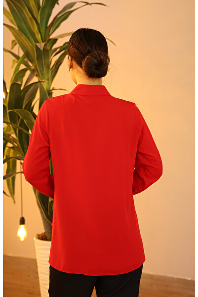 ZAHRA ELVİN KADIN KELEBEK TAŞ DETAYKI GÖMLEK