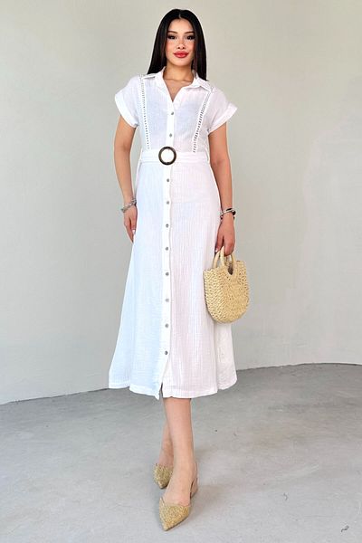 Cappmoda ELB-01785 Καλοκαιρινό φόρεμα με λευκή ζώνη με ανοιχτόχρωμο γιακά με κουμπιά