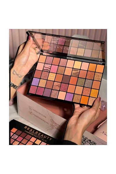 real beauty Real Beauty 45 Color Eyeshadow Palette Infinity Bronze 03