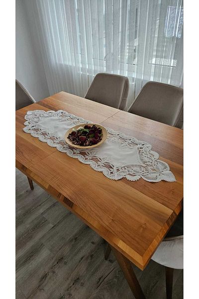 ZESA HOME French Lace Linen Gardeya Luxury Runner