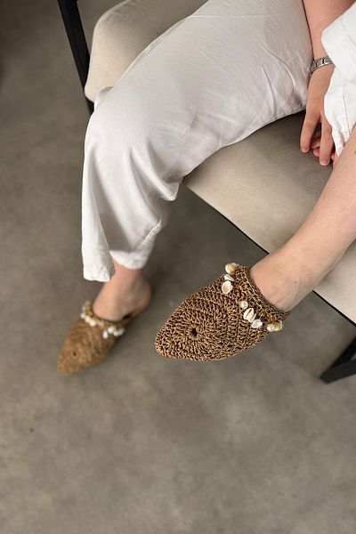 SHOEBELLAS Clon Mink Straw Knitted Women's Slippers with Seashell Detail