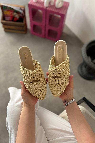 SHOEBELLAS Mens Straw Knit Detailed Women's Slippers