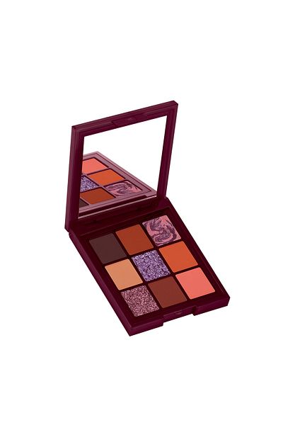 Huda Beauty Lovefest Obsessions Eyeshadow Palette
