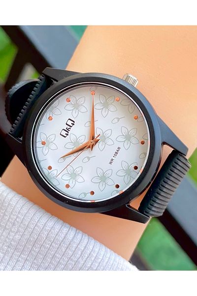 Q&Q Unisex Wristwatch with Red Color Waterproof Silicone Cord in Special Box