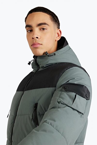 s.Oliver Men's jacket with hood and slant pockets, green