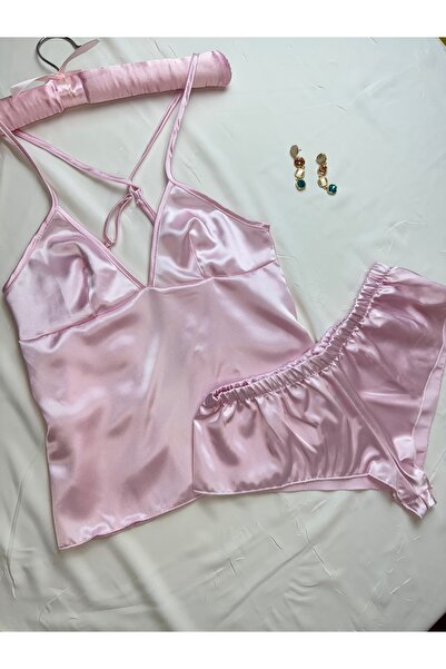 ROZENİN LINGERIE طقم بيجامة نوم من الساتان بدون ظهر مع شورت محب (مخصص للمهر)