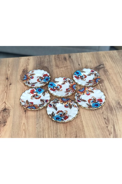 B&M White Flower Patterned Curved Tea Plate 6 Pieces