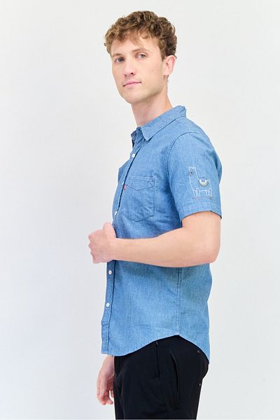 Levi's Men Standard Fit Embroidered Short Sleeves Casual Shirt, Slate Blue