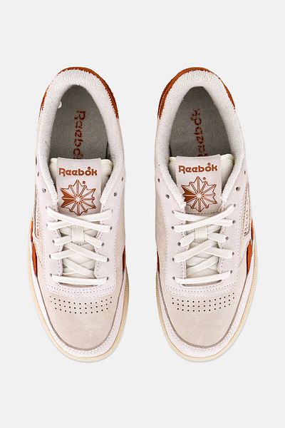Reebok حذاء تنس نسائي من Club C Revenge Vintage برباط، لون عاجي