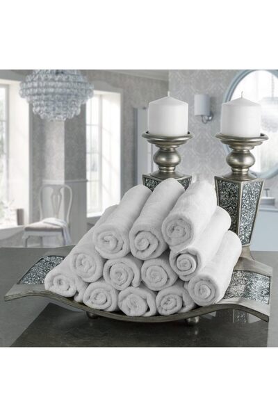 Creative Scents مجموعة حاملي الشموع العمودية من شونويرك، قطعتان - تصميم فسيفس...