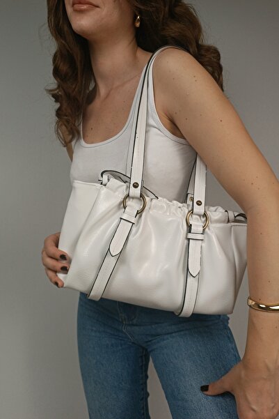 Glemix Rhea Beyaz Büzgü Model Bowling Kadın Omuz Çantası