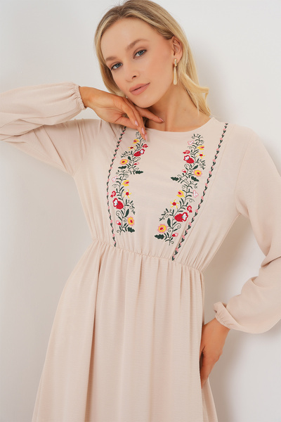 Bigdart Női hímzett hosszú hidzsáb ruha 2550 - Krém