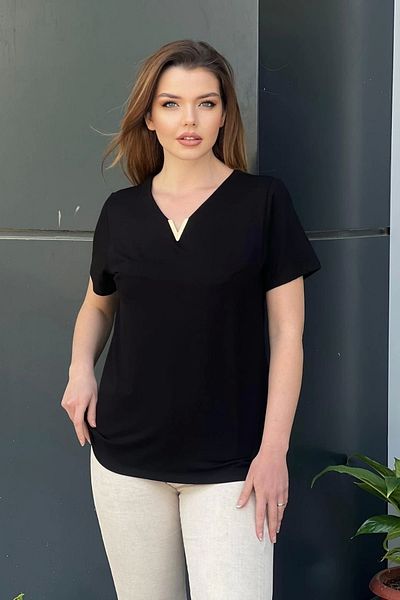 Bİ.GİYSEN Women's Black Large Size V-Neck Collar Lycra Short Sleeve Blouse with Metal Accessories