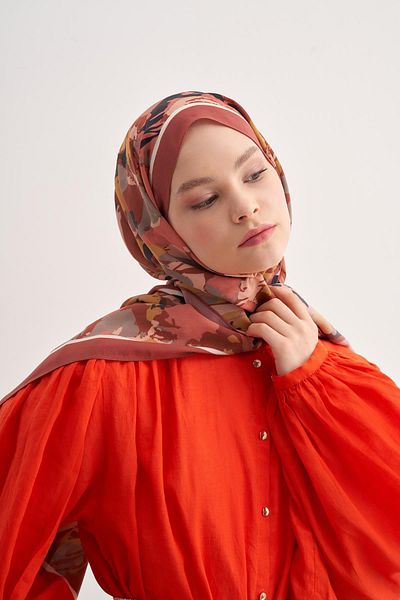 carell Brush Dusty Rose Vela Flush Shawl