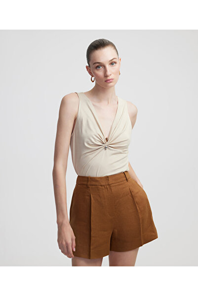 İpekyol Kontrast aksesuarlı büzgülü tişört