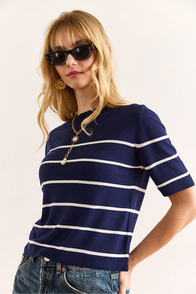 Olalook Women's Navy Blue White Striped Viscose Draped Knitwear Blouse Blz-19002985