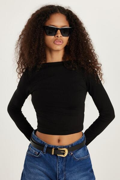 Tudors Women's Slim Fit Slim Fit Crew Neck Back Detailed Black Blouse