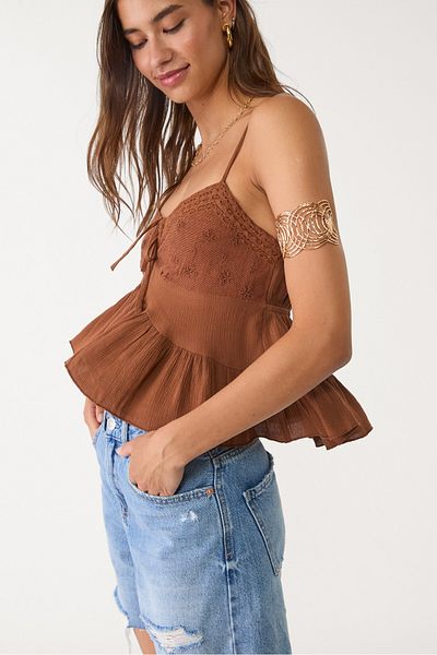 Stradivarius Loose-fitting ruffled top with embroidery
