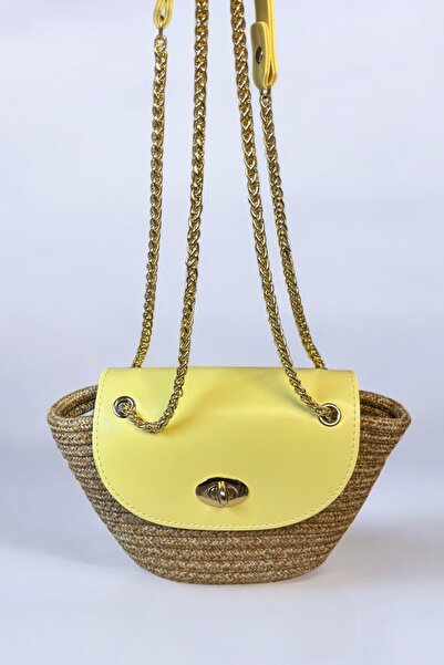 MaVaux Soft Chest Leather & Straw Lined Handbag, Stylish Design Timeless Bag with Elegant Accessory Detail