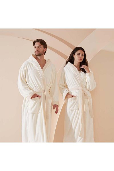 REEFI Off White Modern Robe with A Cab Reefi