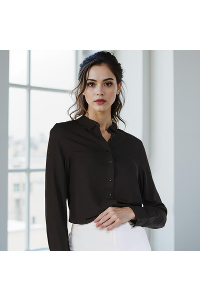 FAV Shirt with Long Sleeves and Button Closure