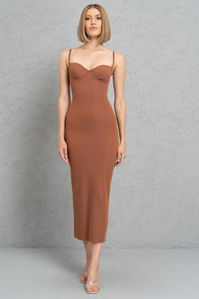 Kikiriki Tütün Göğüs Süngerli Vücudu Saran Midi Elbise