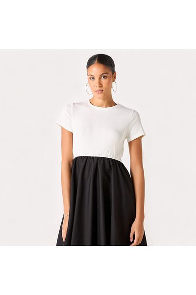 FAV Colourblock A-line dress with Round Neck