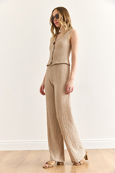 Olalook Women's Beige Textured Vest Trousers Suit Tkm-19000392