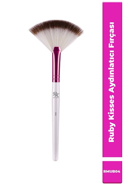 Ruby Kisses Highligher Brush