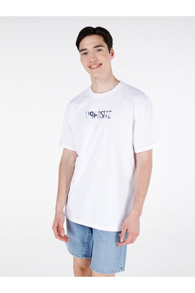 Colin's Comfort Fit Round Neck Plain Men's White Short Sleeve T-Shirt