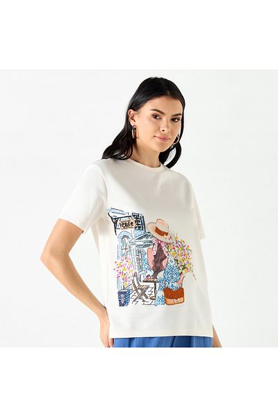 FAV Graphic Print Round Neck T-shirt with Short Sleeves