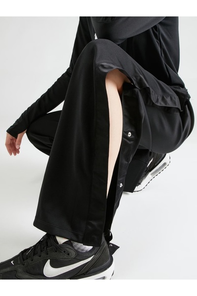 Nike Air Mid-Rise Breakaway Trousers Kenarları Çıtçıtlı Siyah Kadın Eşofman Altı